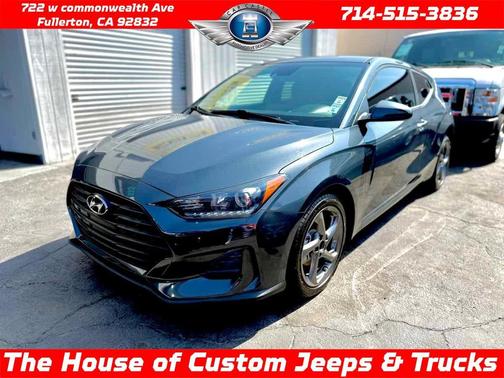 2019 Hyundai Veloster 2