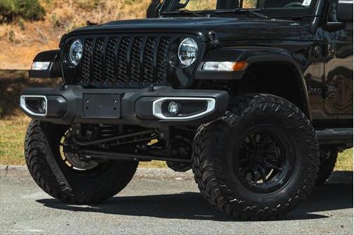 2023 Jeep Gladiator Sport S