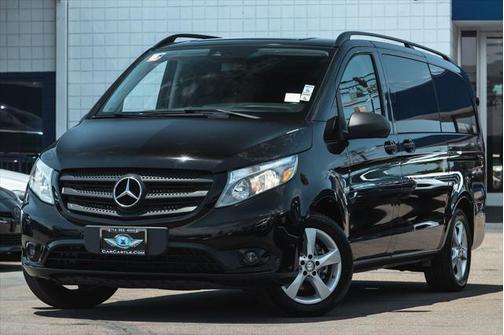 2016 Mercedes-Benz Metris Base
