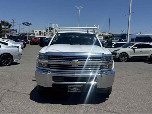 Summit White 2017 Chevrolet Silverado 2500 WT