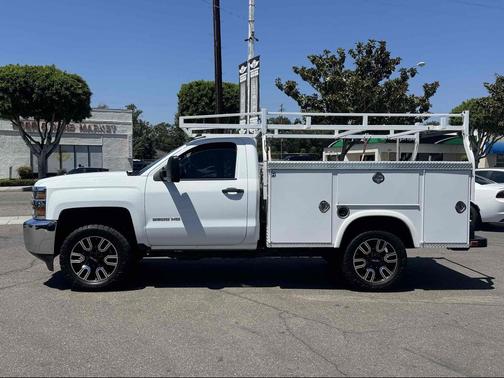 Summit White 2017 Chevrolet Silverado 2500 WT