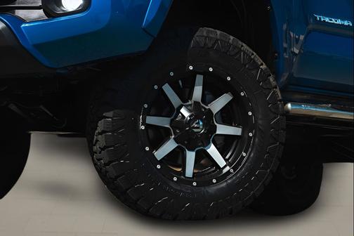 Blazing Blue Pearl 2017 Toyota Tacoma SR5