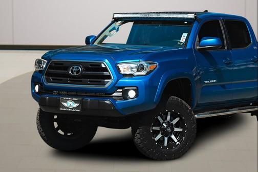 Blazing Blue Pearl 2017 Toyota Tacoma SR5