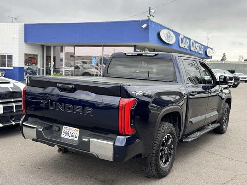 2022 Toyota Tundra SR5