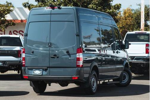 2018 Mercedes-Benz Sprinter 2500 Standard Roof