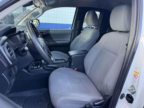 2019 Toyota Tacoma SR