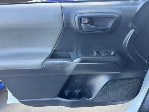 2019 Toyota Tacoma SR