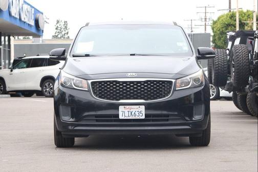 2015 Kia Sedona L