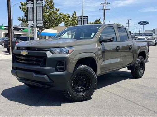 Harvest Bronze Metallic 2024 Chevrolet Colorado WT