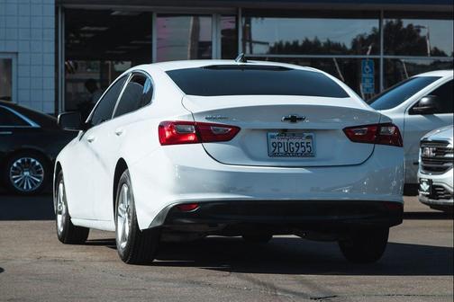 2022 Chevrolet Malibu 1LS