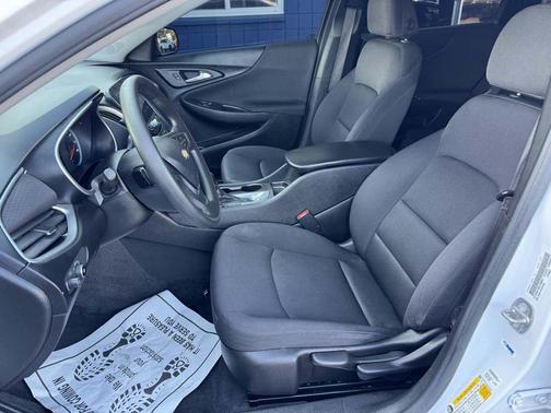 2022 Chevrolet Malibu 1LS