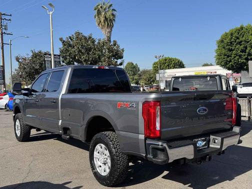 2023 Ford F-350 XLT