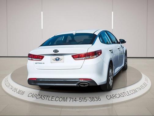 Snow White Pearl 2017 Kia Optima LX