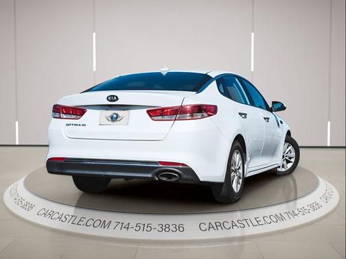 Snow White Pearl 2017 Kia Optima LX