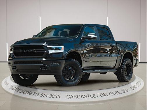 Diamond Black Crystal Pearlcoat 2022 RAM 1500 Big Horn/Lone Star