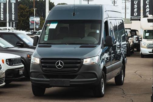 2019 Mercedes-Benz Sprinter 2500 High Roof