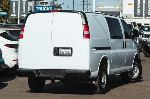 2021 Chevrolet Express 2500 RWD 2500 Regular Wheelbase WT