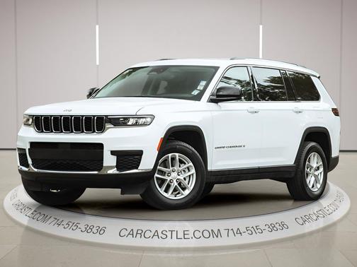 Bright White Clearcoat 2023 Jeep Grand Cherokee L Laredo