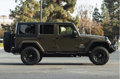 2015 Jeep Wrangler Unlimited Sahara