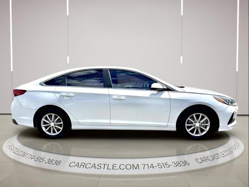 Quartz White Pearl 2018 Hyundai SONATA SE