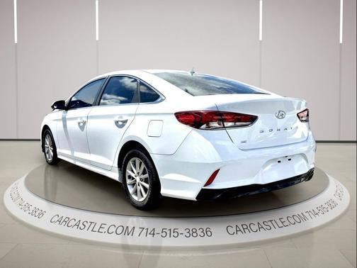 Quartz White Pearl 2018 Hyundai SONATA SE