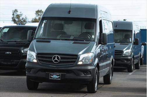2018 Mercedes-Benz Sprinter 2500 Standard Roof