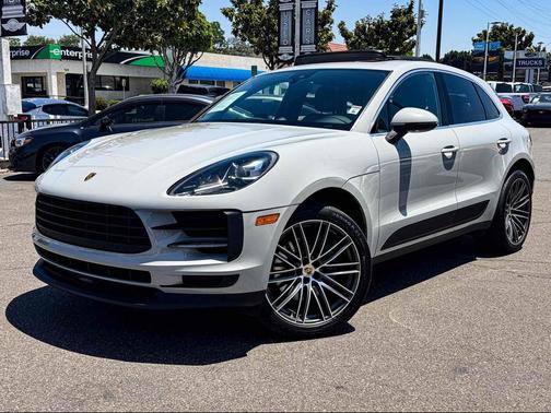 Chalk 2020 Porsche Macan Macan