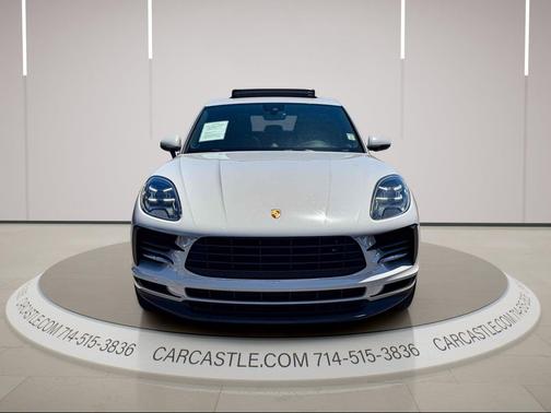 Chalk 2020 Porsche Macan Macan