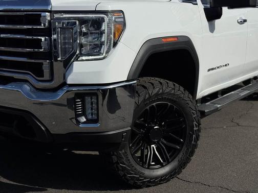 2023 GMC Sierra 2500 SLT