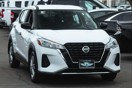 2021 Nissan Kicks S
