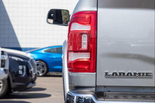 2021 RAM 2500 Laramie Crew Cab 4x4 6'4' Box