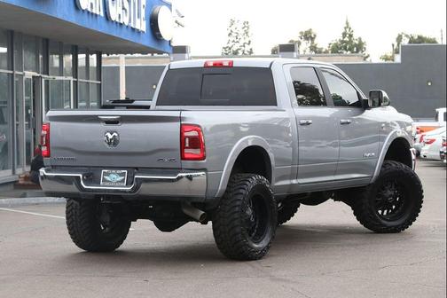 2021 RAM 2500 Laramie Crew Cab 4x4 6'4' Box