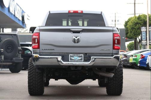 2021 RAM 2500 Laramie Crew Cab 4x4 6'4' Box