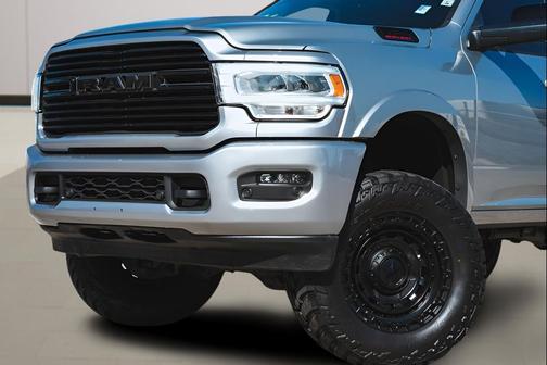 Billet Silver Metallic Clearcoat 2021 RAM 2500 Laramie Crew Cab 4x4 6'4' Box