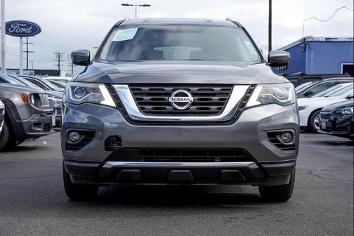 2019 Nissan Pathfinder SV