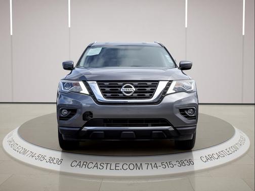 Gun Metallic 2019 Nissan Pathfinder SV