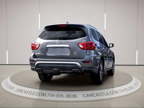 Gun Metallic 2019 Nissan Pathfinder SV