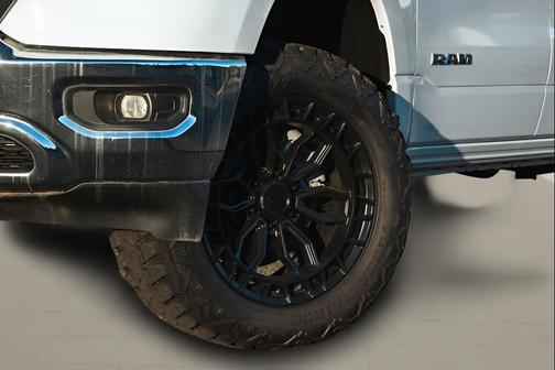 Bright White Clearcoat 2022 RAM 1500 Big Horn/Lone Star