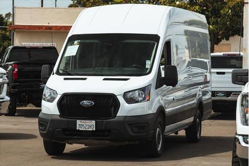 2022 Ford Transit-250 Base