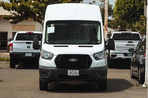 2022 Ford Transit-250 Base