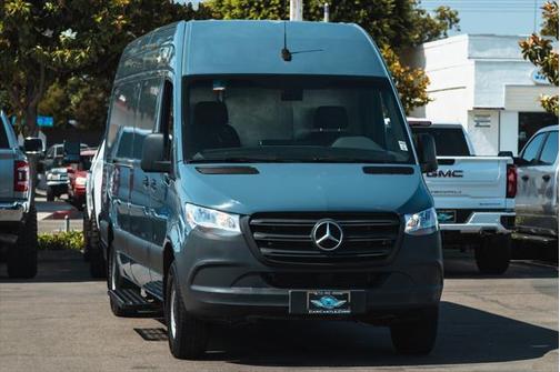 2019 Mercedes-Benz Sprinter 2500 High Roof
