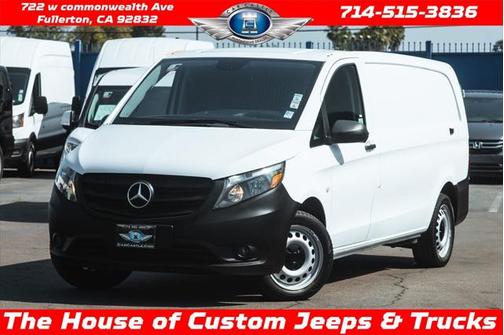 2020 Mercedes-Benz Metris Base