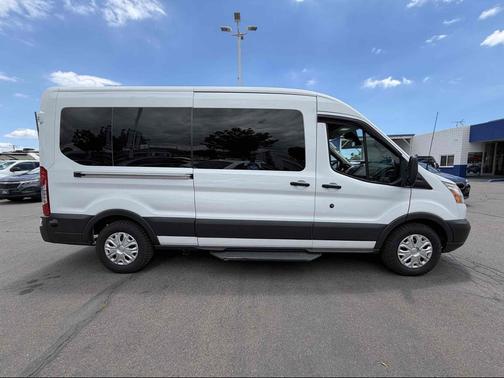 Oxford White 2017 Ford Transit-350 XLT