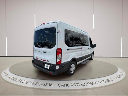 Oxford White 2017 Ford Transit-350 XLT