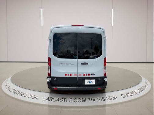 Oxford White 2017 Ford Transit-350 XLT