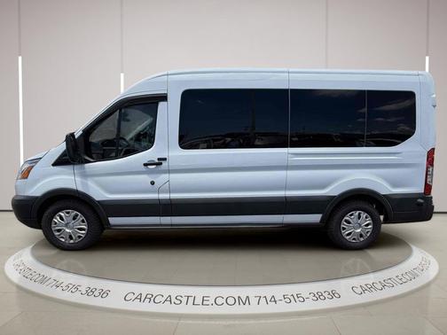 Oxford White 2017 Ford Transit-350 XLT