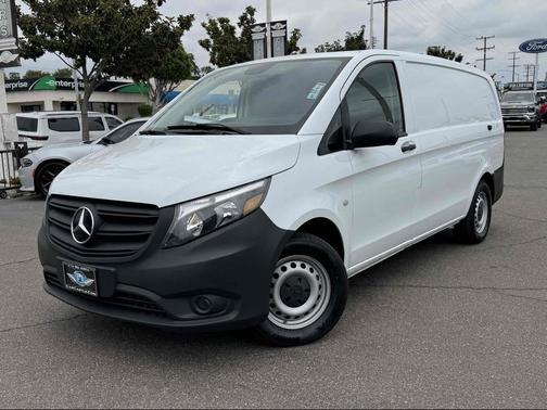 Arctic White 2022 Mercedes-Benz Metris Base