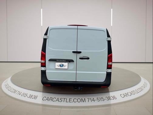 Arctic White 2022 Mercedes-Benz Metris Base