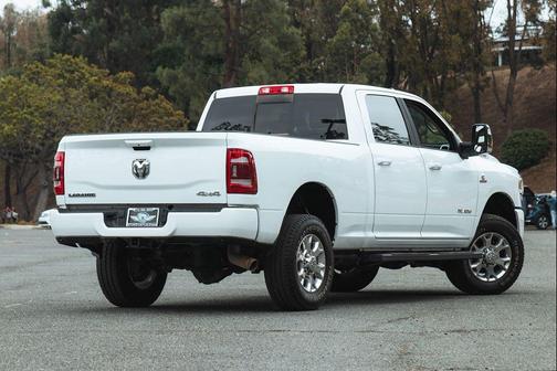 2024 RAM 2500 Laramie Crew Cab 4x4 6'4' Box