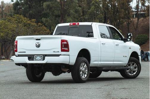 2024 RAM 2500 Laramie Crew Cab 4x4 6'4' Box